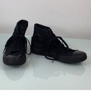 Converse Chuck Taylor All Star High top sneakers unisex SZ 6.5 women 4.5 men EUC